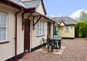 Highway Dogs-welcome Cottage, Chittlehamholt, South West England   - Chittlehamholt,  