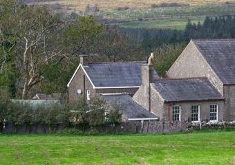 Ty Capel Dogs-welcome Cottage, Criccieth, North Wales   - Criccieth Castle,  
