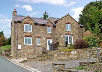 Bryn Myfyr Family Cottage, Gwynfryn, North Wales   - Gwynfryn,  