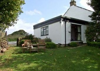 Bretton Mount Cottage Dogs-welcome Cottage, Eyam, Peak District   - Eyam,  