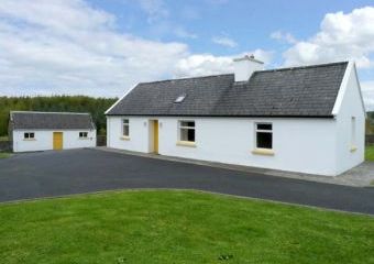 Grove Cottage Dogs-welcome Cottage, Lisdoonvarna, County Clare, West Ireland  - Lisdoonvarna,  