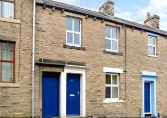 The Little House Dogs-welcome Cottage, Skipton, Yorkshire Dales   - Skipton,  
