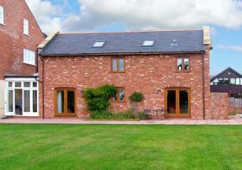The Grainstore Dogs-welcome Cottage, South West England   - Vale Of Taunton Deane,  