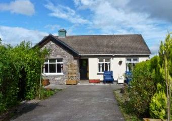 Frankie's Cottage Family Cottage, Killarney, South West   - Killarney,  