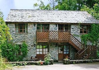 Water's Edge Dogs-welcome Cottage, Kendal, Cumbria & The Lake District   - Kendal,  