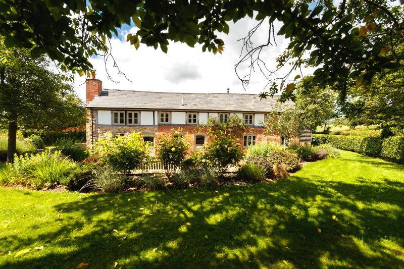 Cosy, Hereford, Herefordshire, The Wye Valley, England