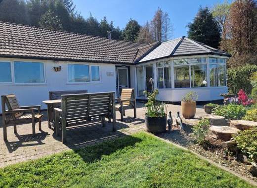 Ty Gwyn front Patio area