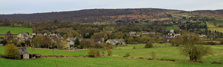 somewhere comfortable to stay in the peak district