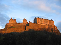 Edinburgh accommodation, you might not be able to stay in the castle but find self-catering houses, cottages, apartments and log cabins within driving distance.