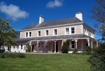 large holiday cottages in the UK and Ireland