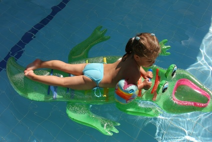 Holiday Cottages with swimming pools