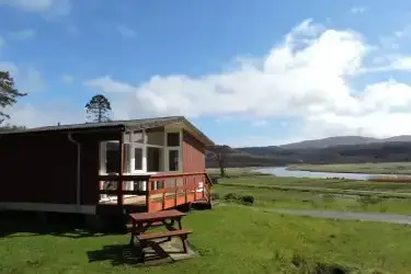 Multi-Dogs Self-Catering Lodges