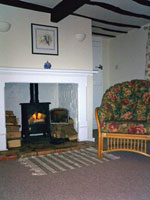 small cottage for 2 in the country