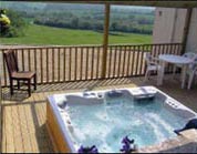 cottages with hot tub