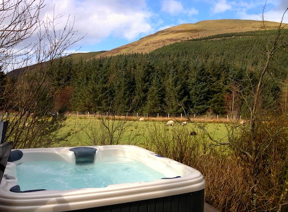 Wonderful Countryside Views from Darling How's Hot Tub