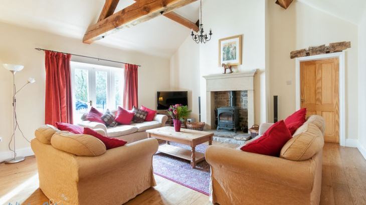 Riverside Holiday House