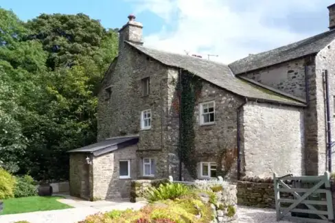 Beckside Dogs-welcome Cottage,  The Lake District   - Kirkby Lonsdale, 