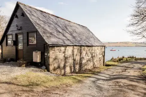 Greshornish Boathouse Dogs-welcome Apartment, Highlands and Islands  - Dunvegan, 