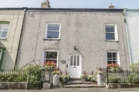Hillside Pet-Friendly Cottage for 7  - Broughton in Furness, 