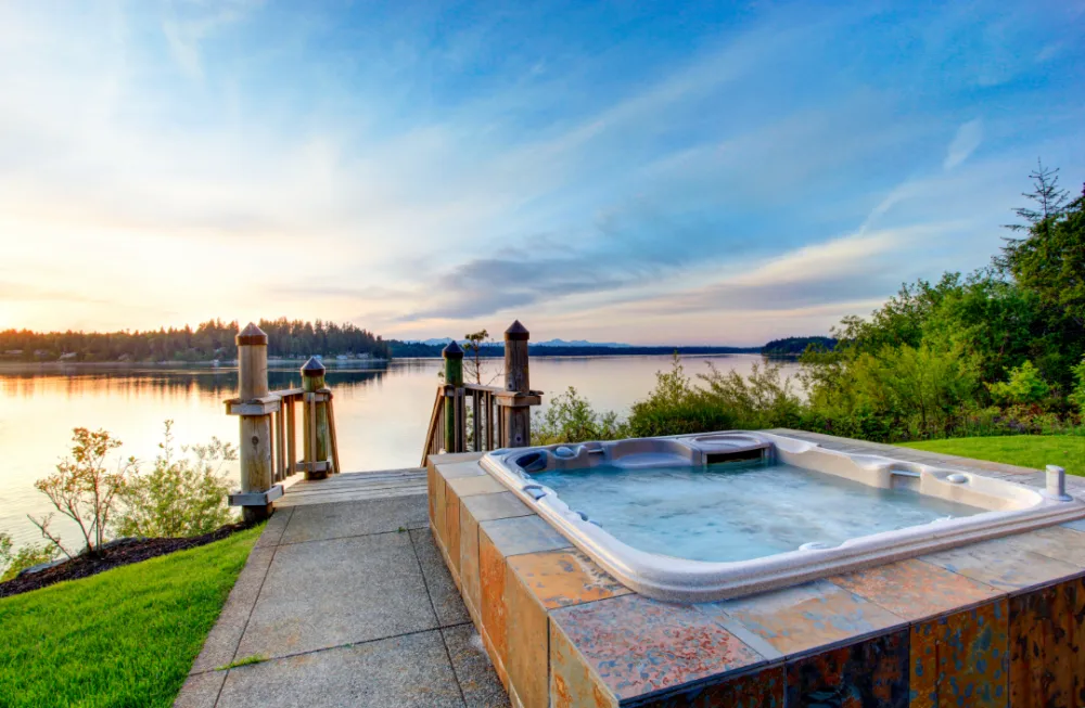 Coastal hot tub holiday