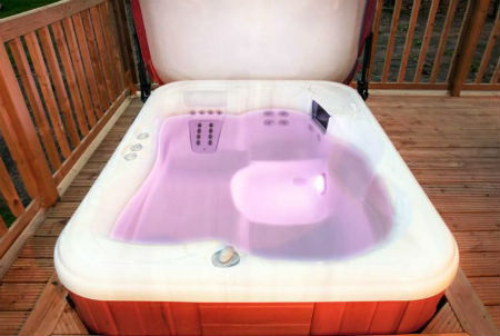 Pheasant Lodge with hot tub Cumbria