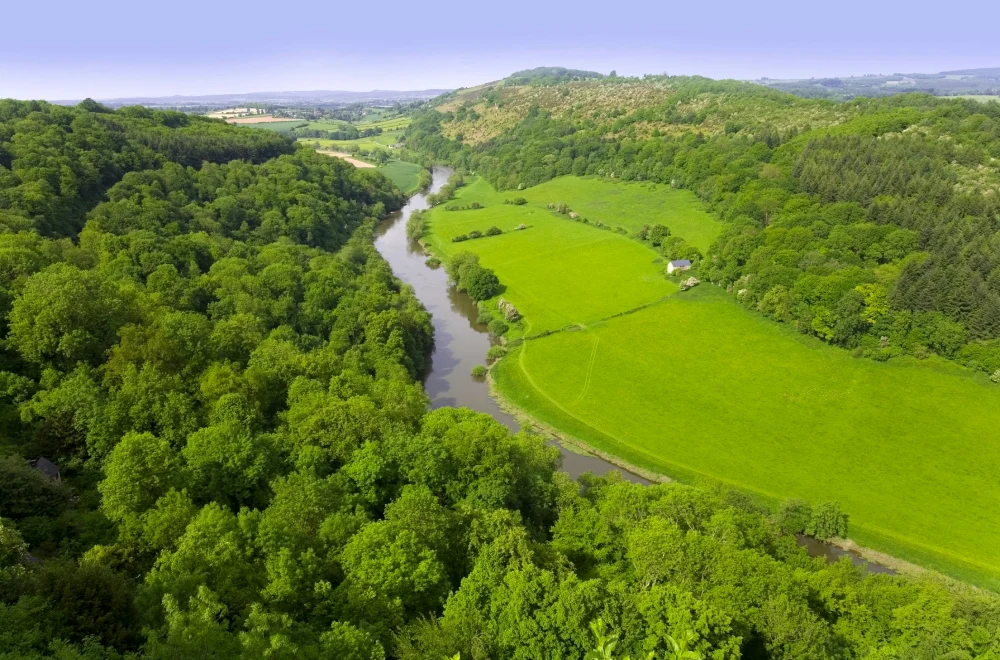 Offa's Dyke path through Wye Valley