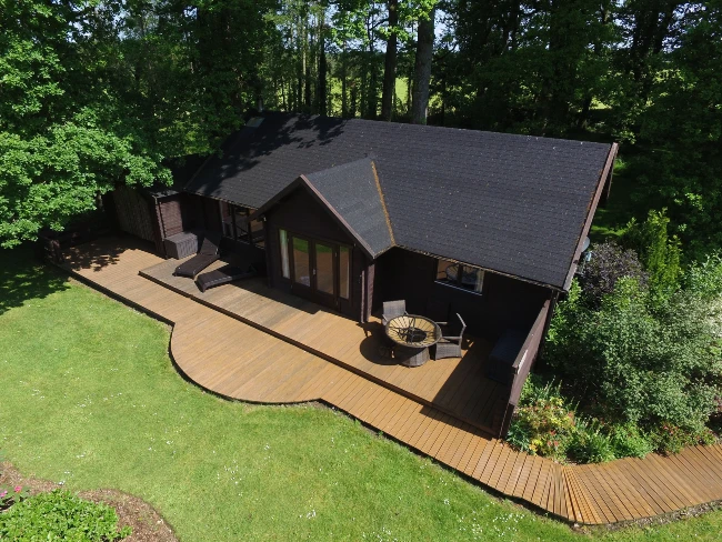 Secluded romantic cabin