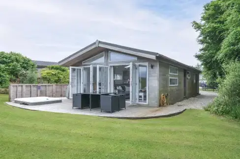 1 Horizon View, Cornwall, from the outside