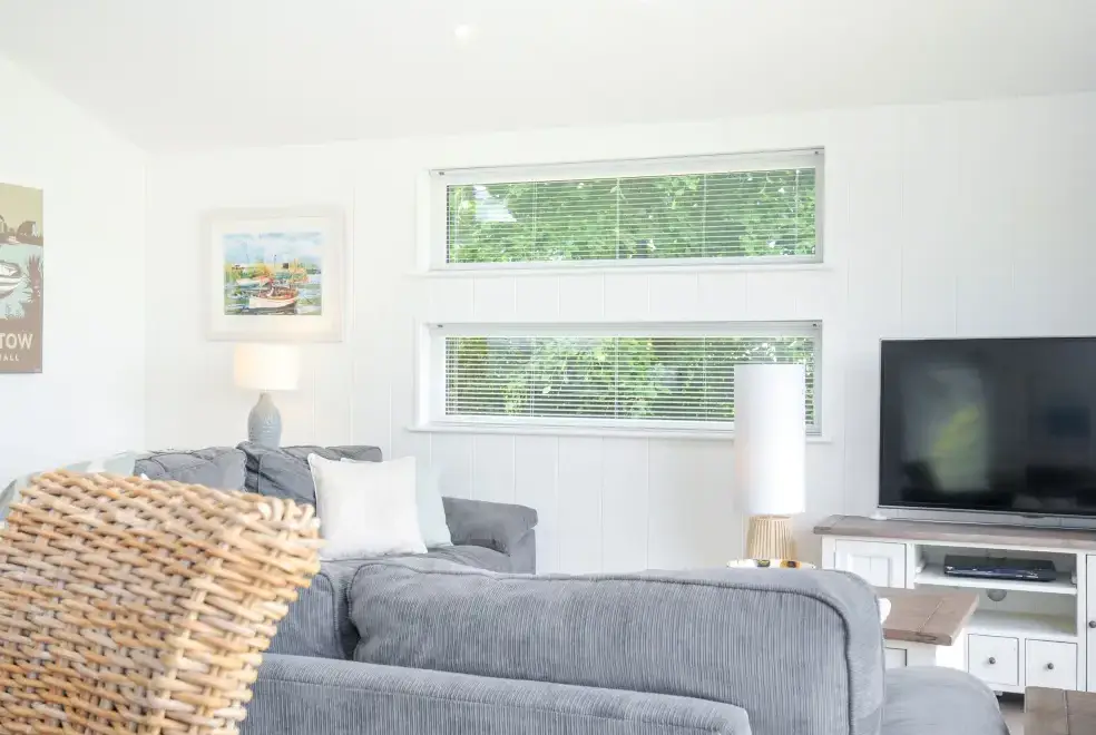 Lounge at 1 Horizon View