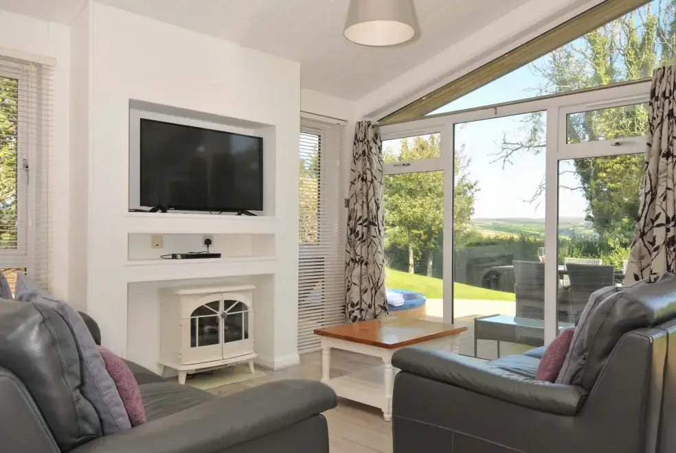 Lounge at 10 Horizon View