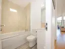 Family bathroom at 11 Horizon View - thumbnail photo