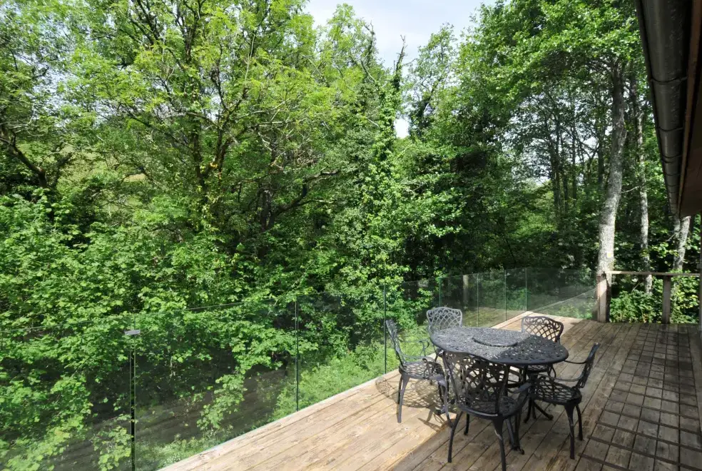 Decked area at 14 Stonerush Valley