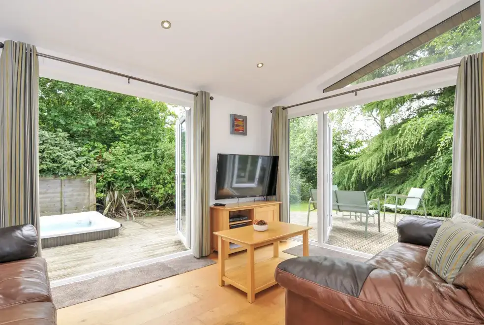 Lounge at 15 Horizon View