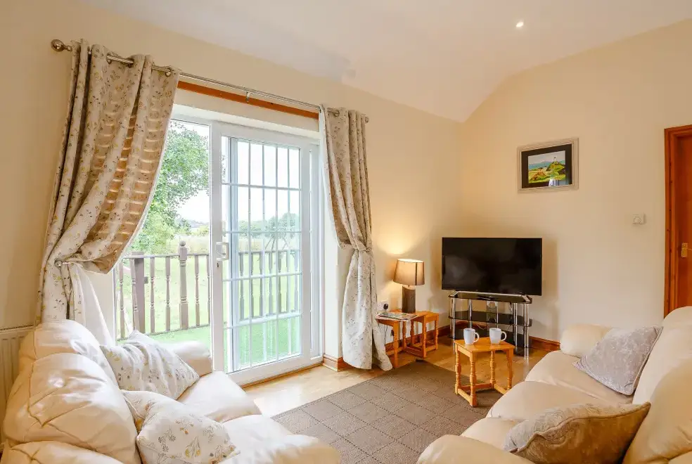 Lounge at 2 Black Horse Cottage, North Wales 