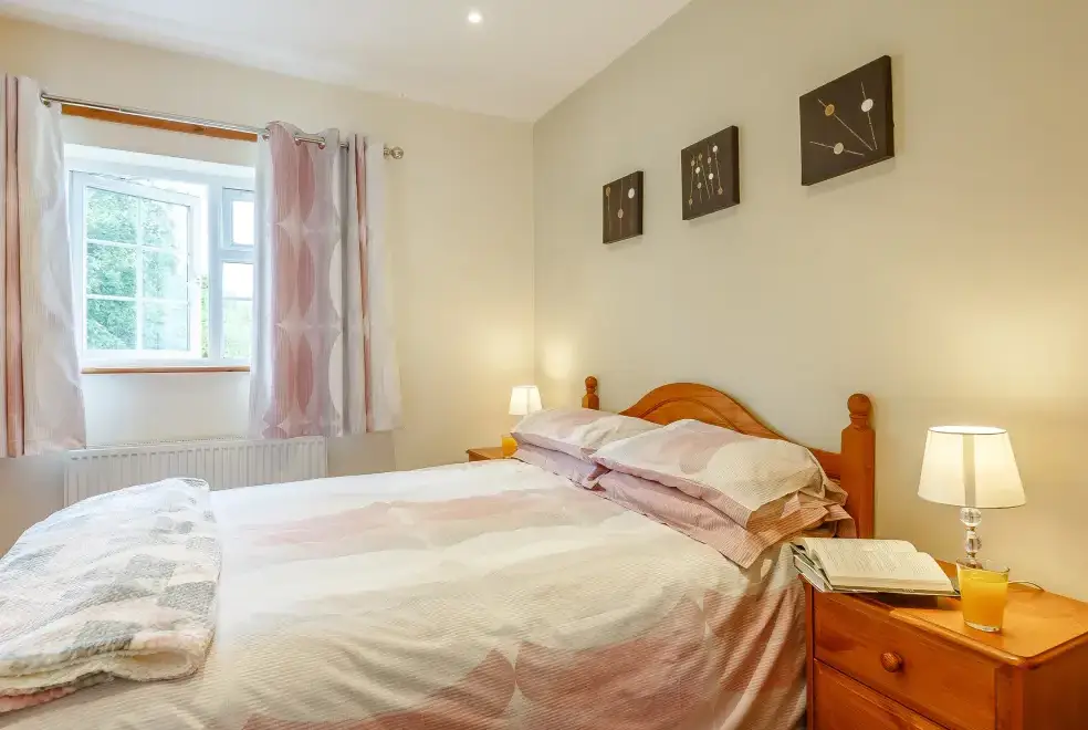 Bedroom at 2 Black Horse Cottage, North Wales 