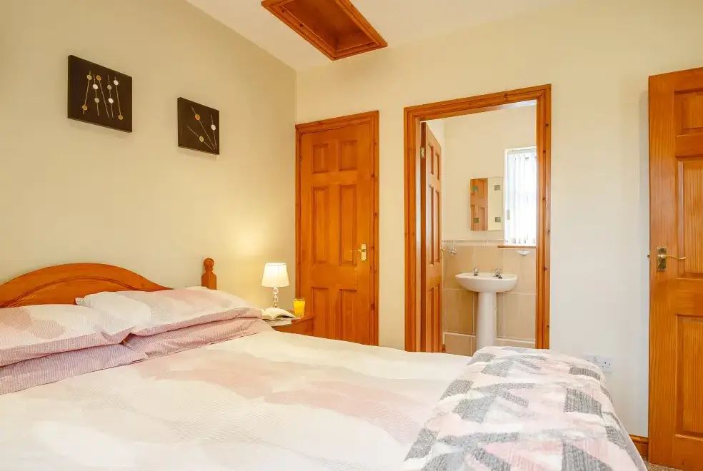 Bedroom at 2 Black Horse Cottage, North Wales 