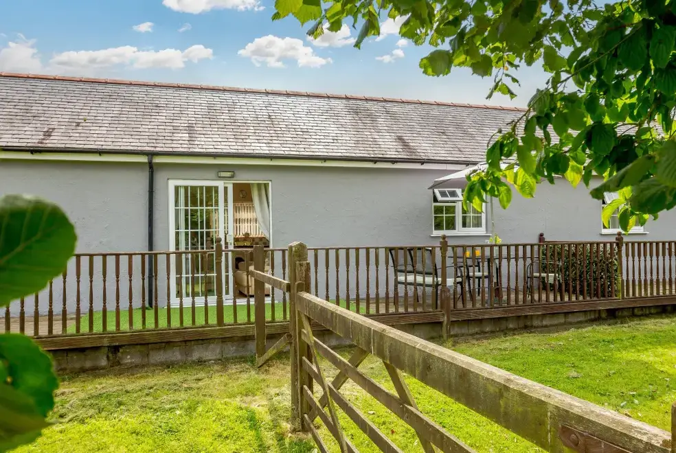 Enclosed garden at 2 Black Horse Cottage, North Wales 