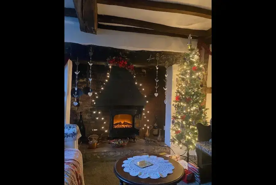 Drawing room at 2 Swan Green Cottages