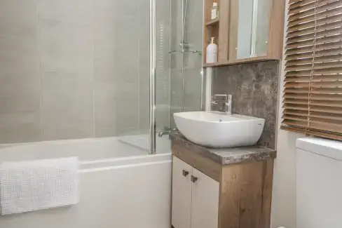 Family bathroom at 22 Sherwood Lodge, Lancashire