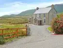 3 Bedroom Cottage with Mountain Views close to the Ring of Kerry - thumbnail photo 12