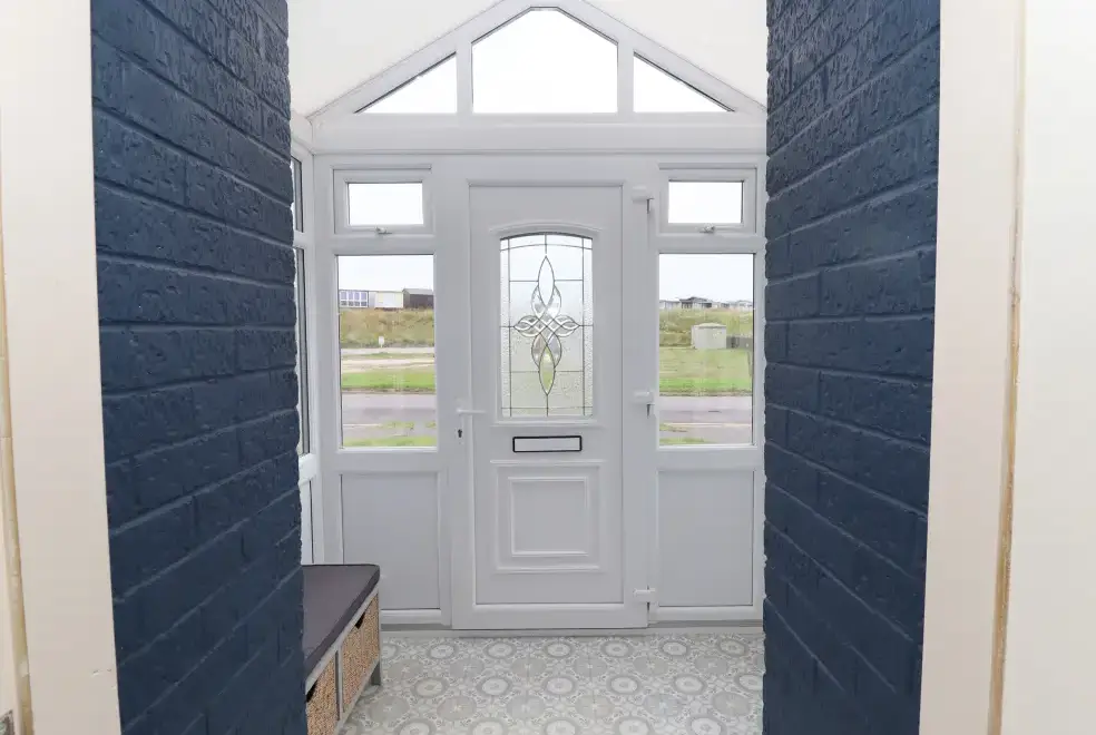 Surrounding area near 4 Roman Bank