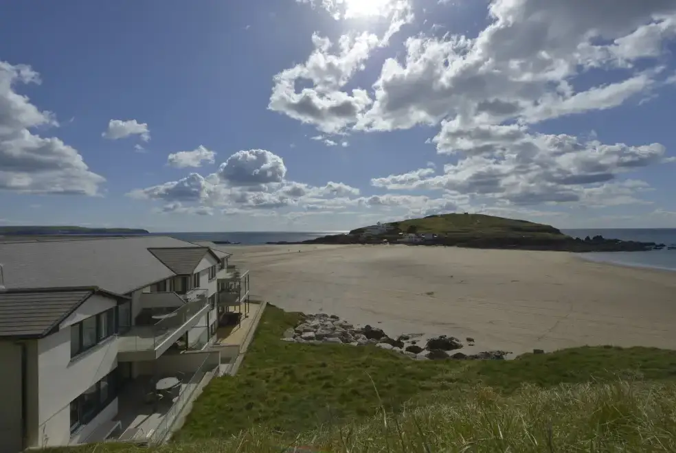  at 5 Burgh Island Causeway