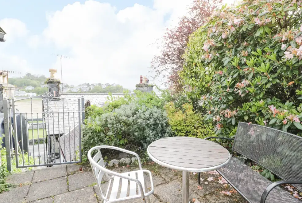 Garden furniture at 5 Ivy Terrace