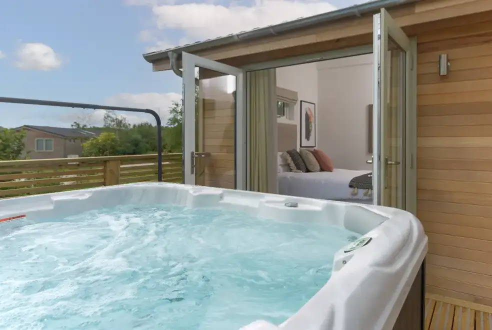 Private Hot Tub at 5 Southern Place