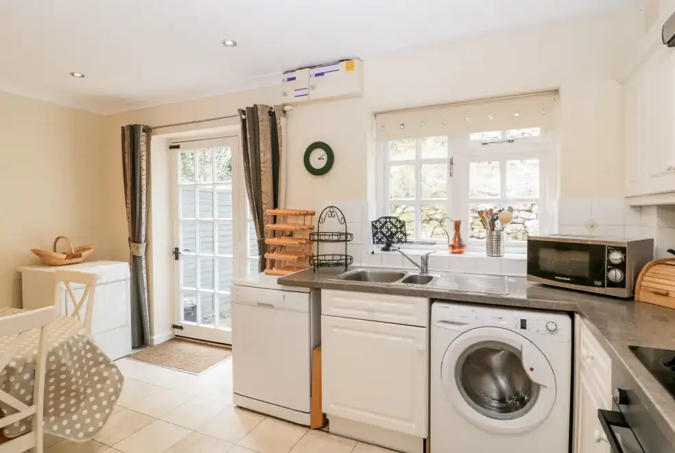 Kitchen/diner at 5 Wye Rapid Cottages