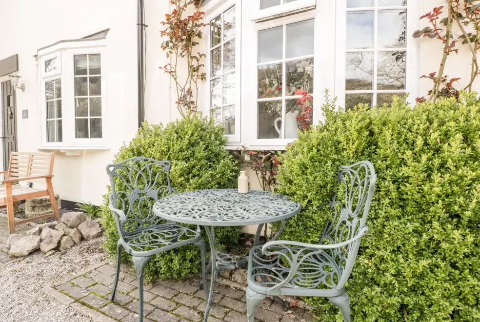 Garden furniture at 5 Wye Rapid Cottages