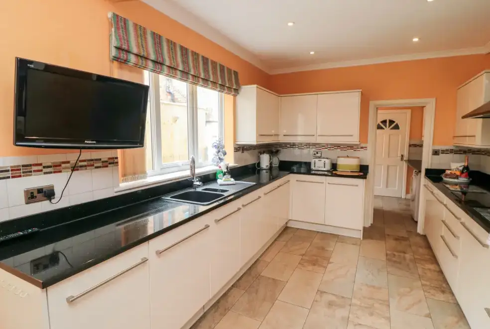  at 50 West Street Edelweiss