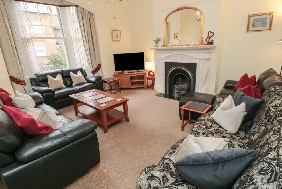  at 50 West Street Edelweiss