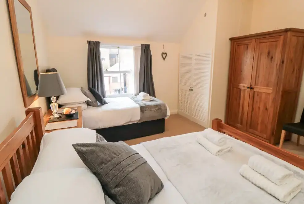  at 50 West Street Edelweiss