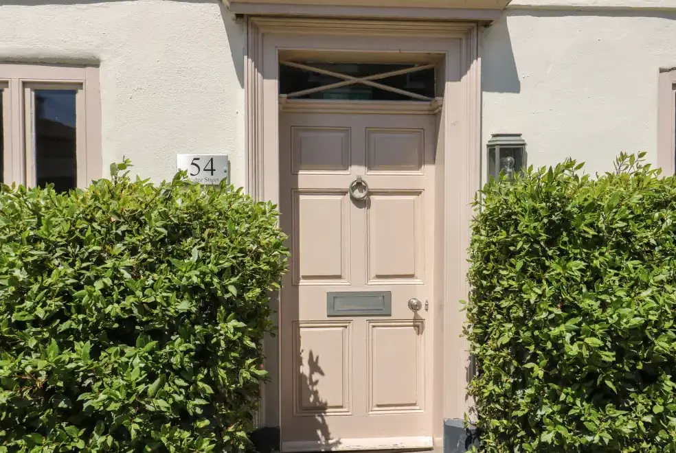 Surrounding area near 54 Bridge Street